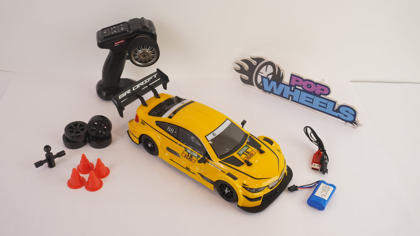 BMW M5(1:16)