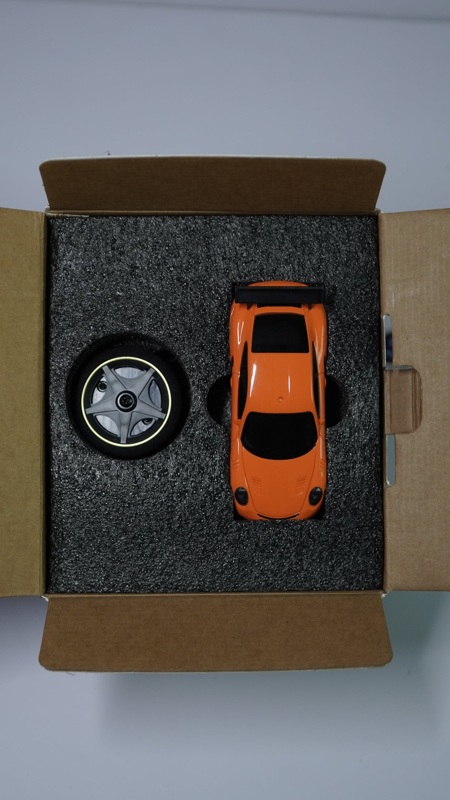 Porsche 911 (1:43)