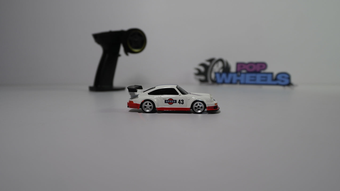 Porsche 911 Carrera (1:43)