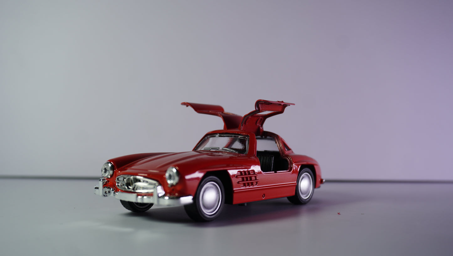 Retro Benz 300 SL Diecast Model Car